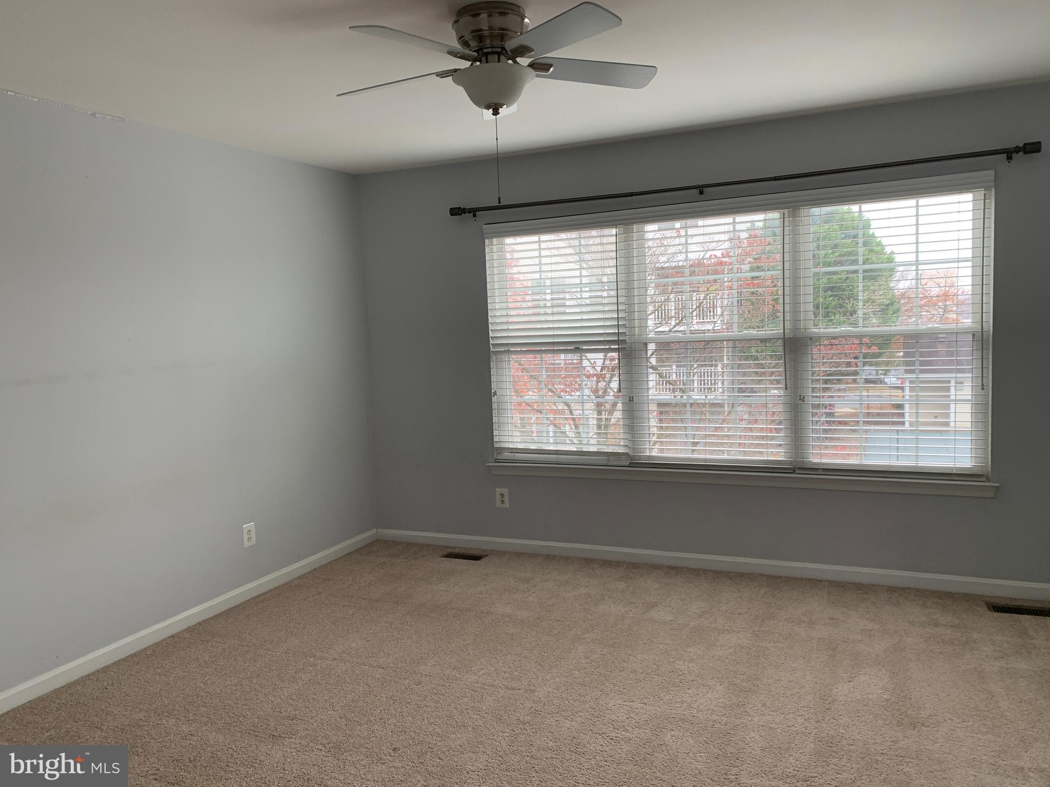 GUNSTON COMMONS - Residential Lease