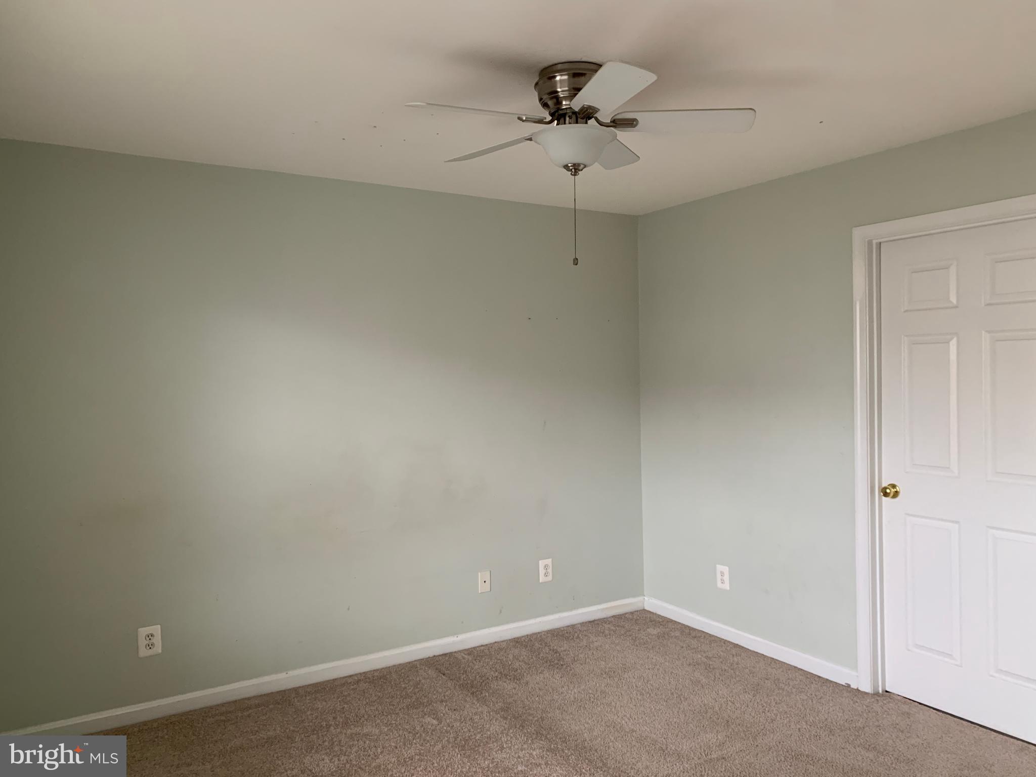 GUNSTON COMMONS - Residential Lease