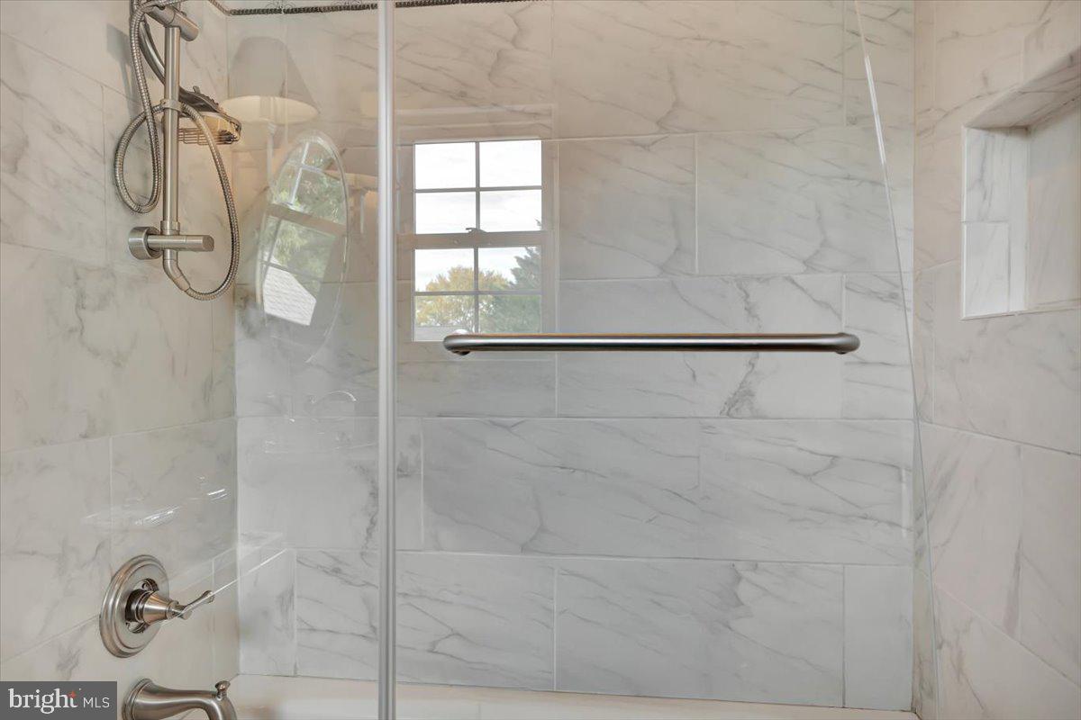 SPRINGDALE - Residential