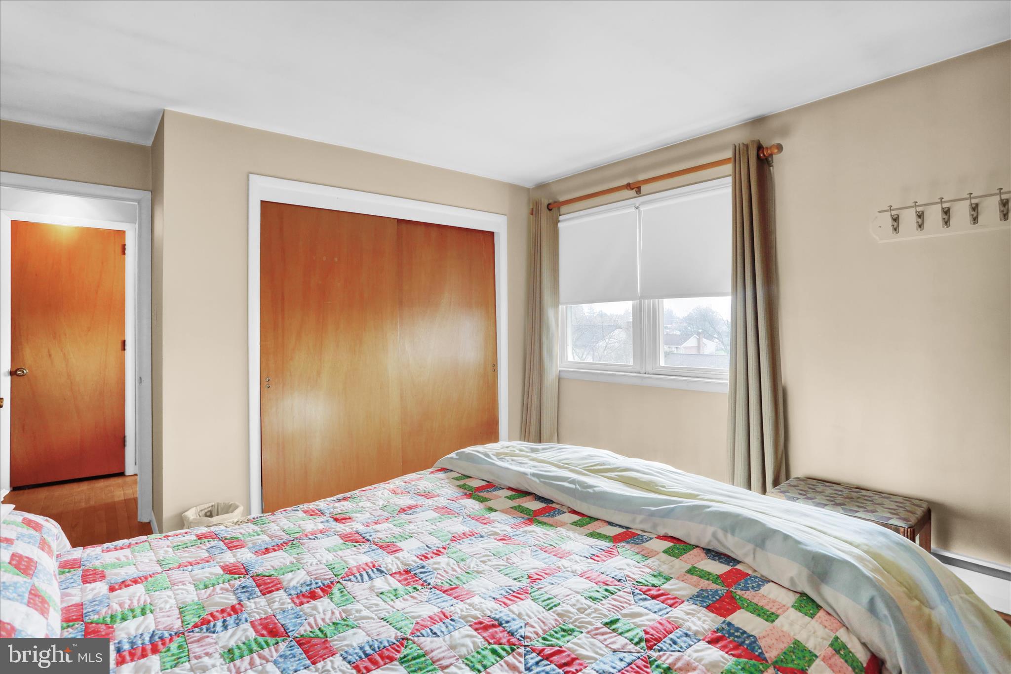 CRESTWOOD - Residential