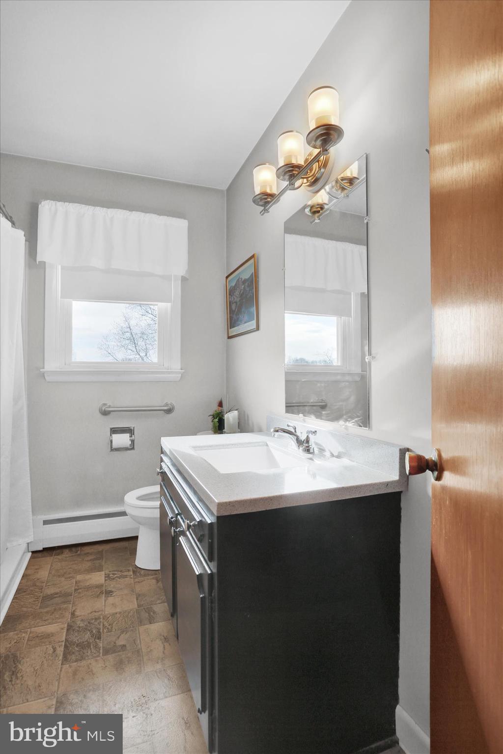 CRESTWOOD - Residential