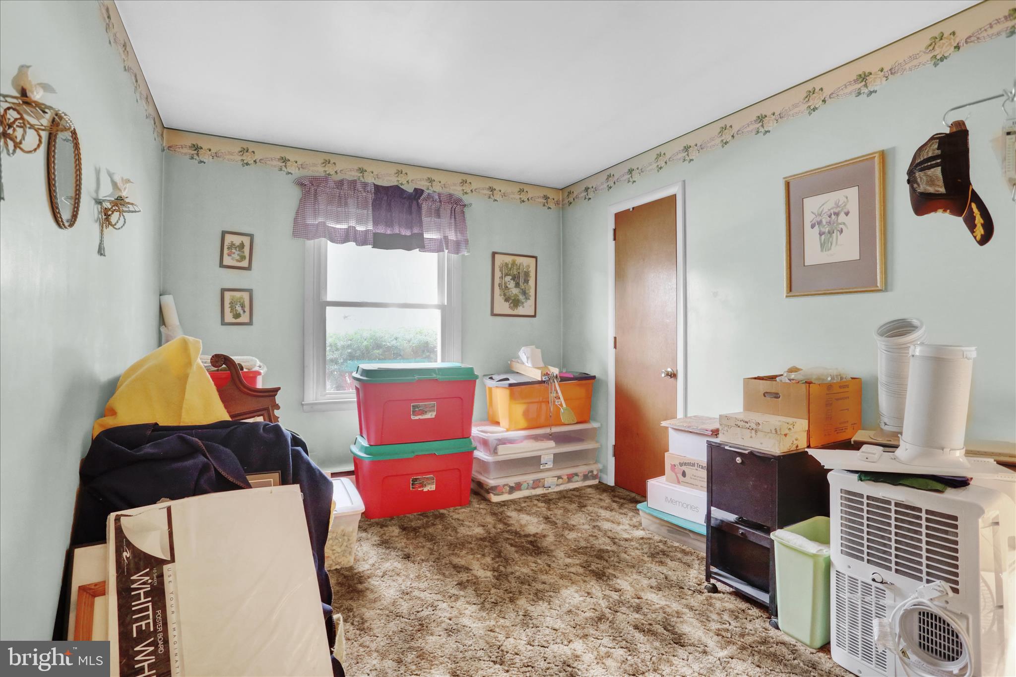 CRESTWOOD - Residential