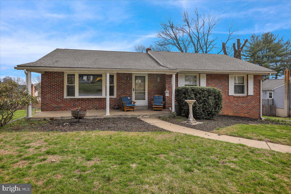 CRESTWOOD - Residential