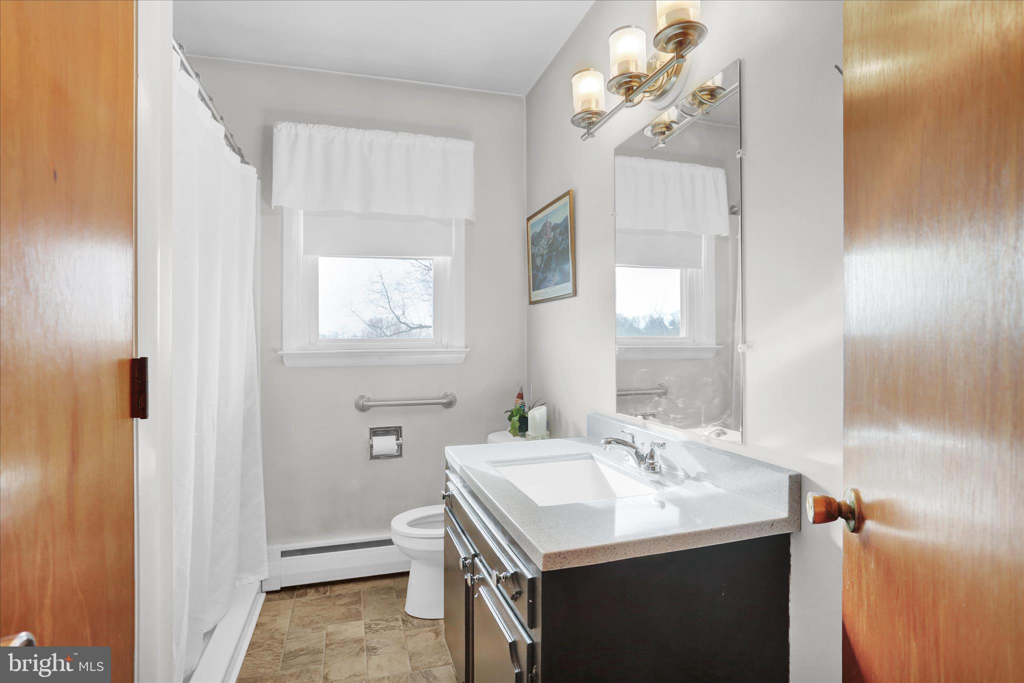 CRESTWOOD - Residential