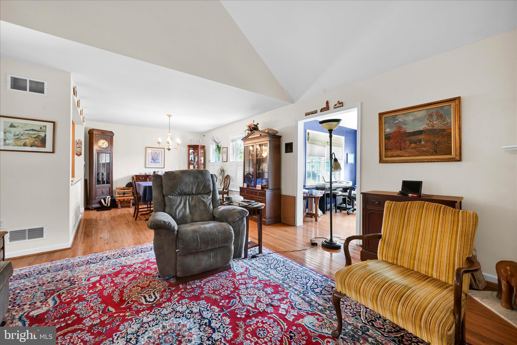 SUMMIT HILLS - Residential