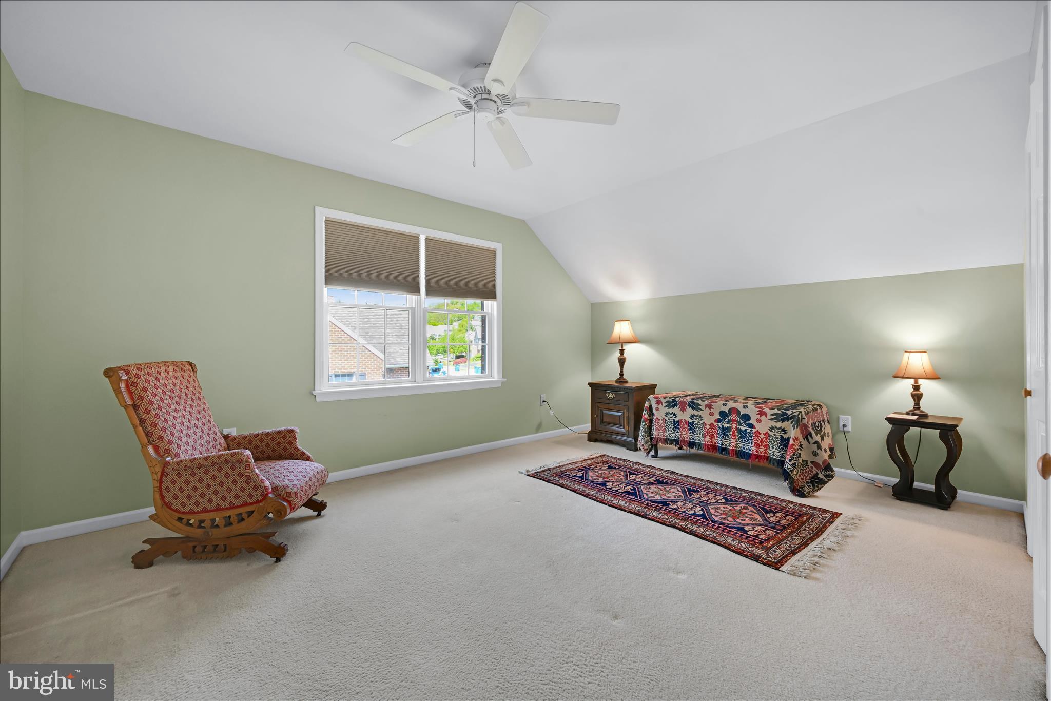 SUMMIT HILLS - Residential