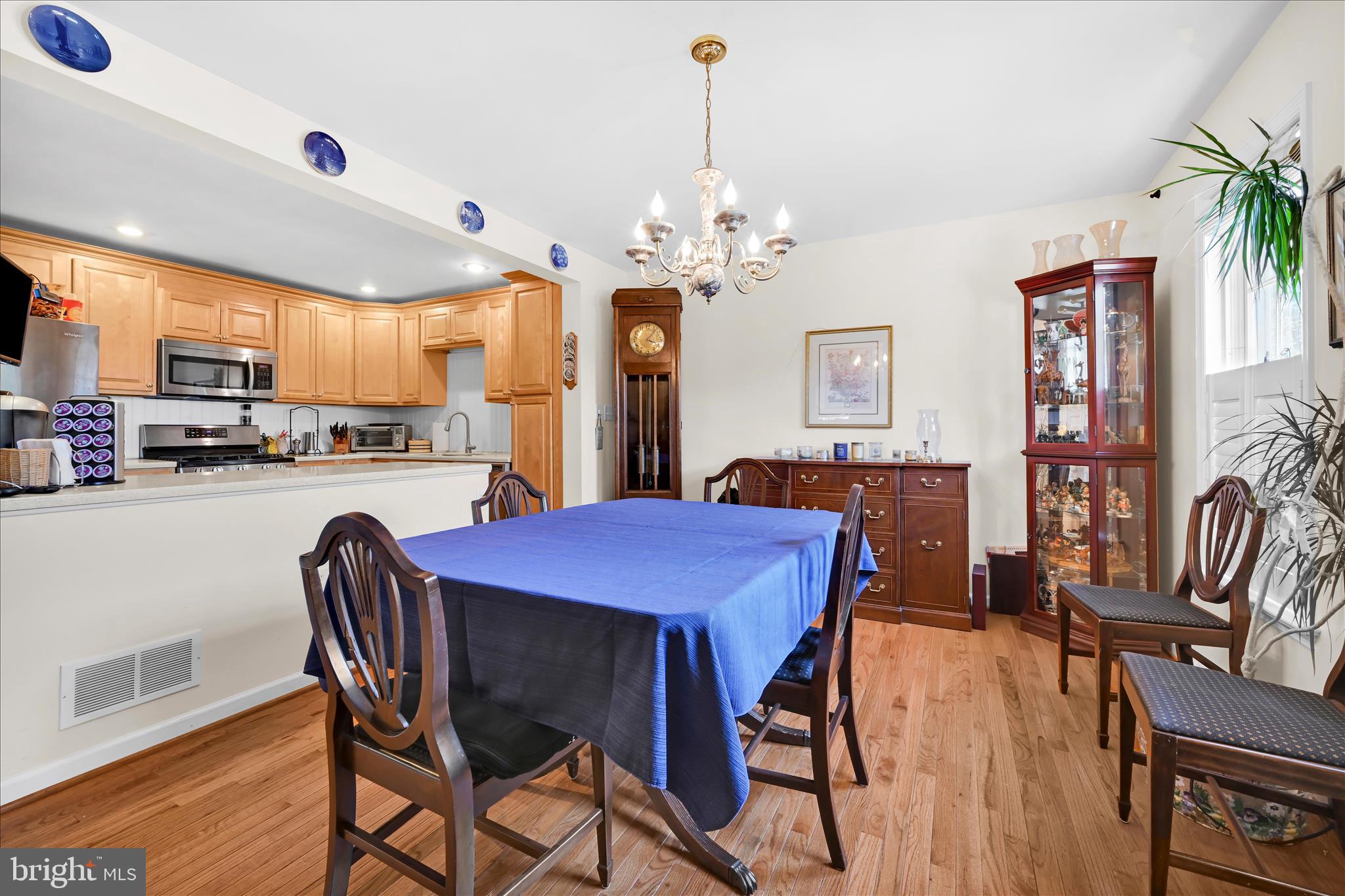 SUMMIT HILLS - Residential