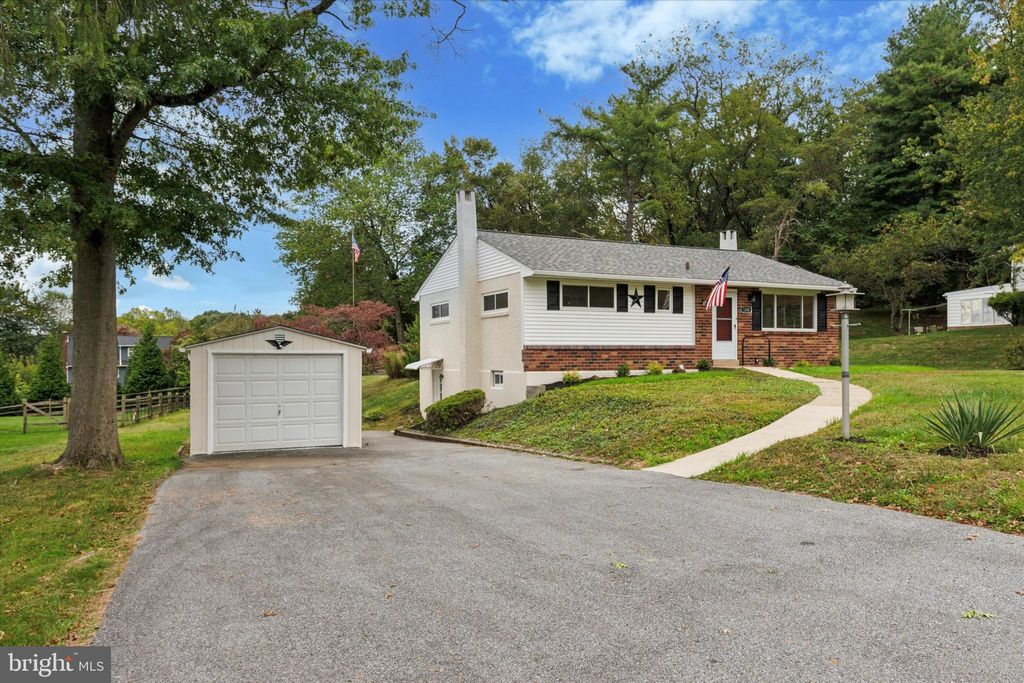 Photo of 1280 Cardinal Avenue, WEST CHESTER, PA 19380 (MLS # PACT2111216)