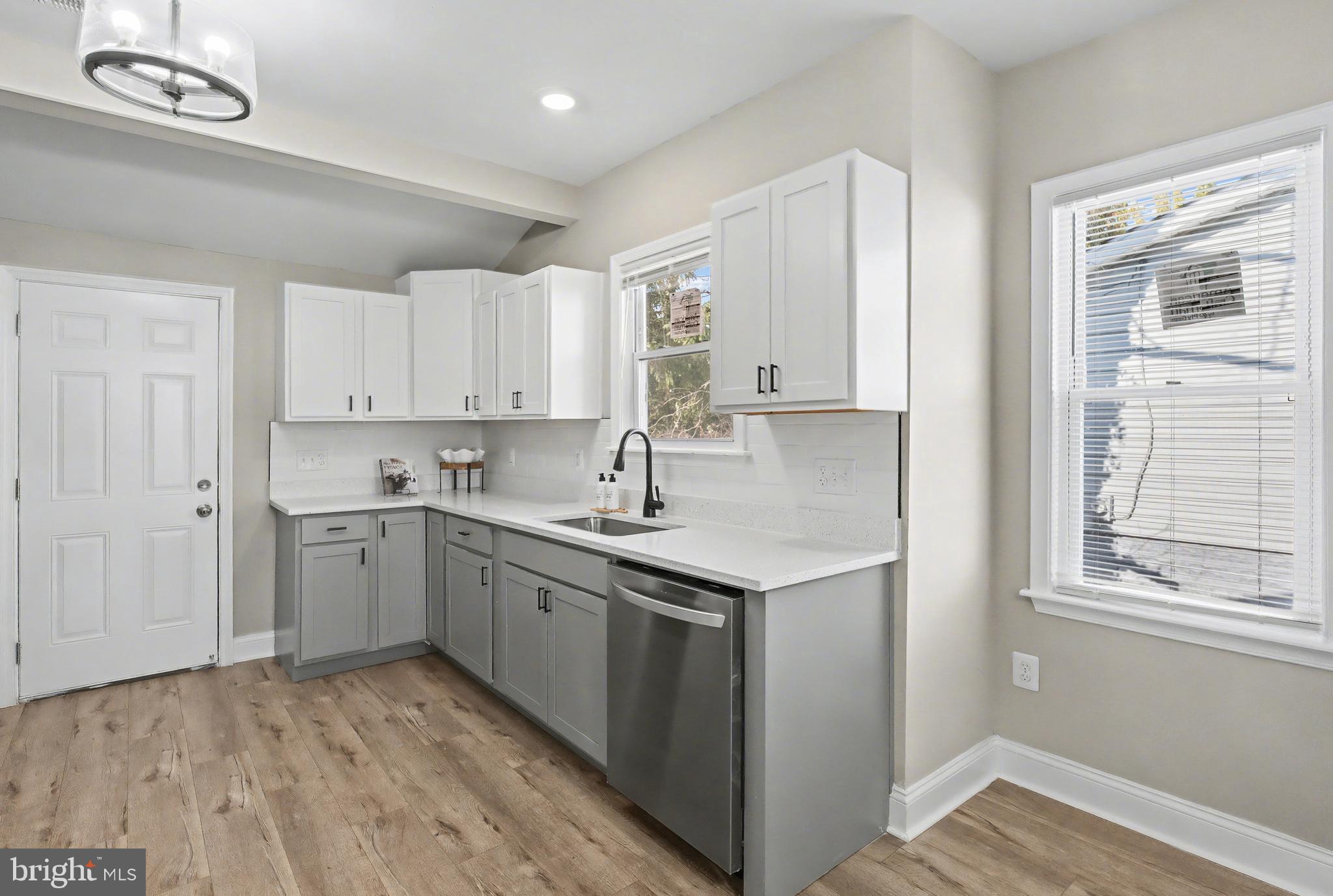 HOWARD PARK - Residential