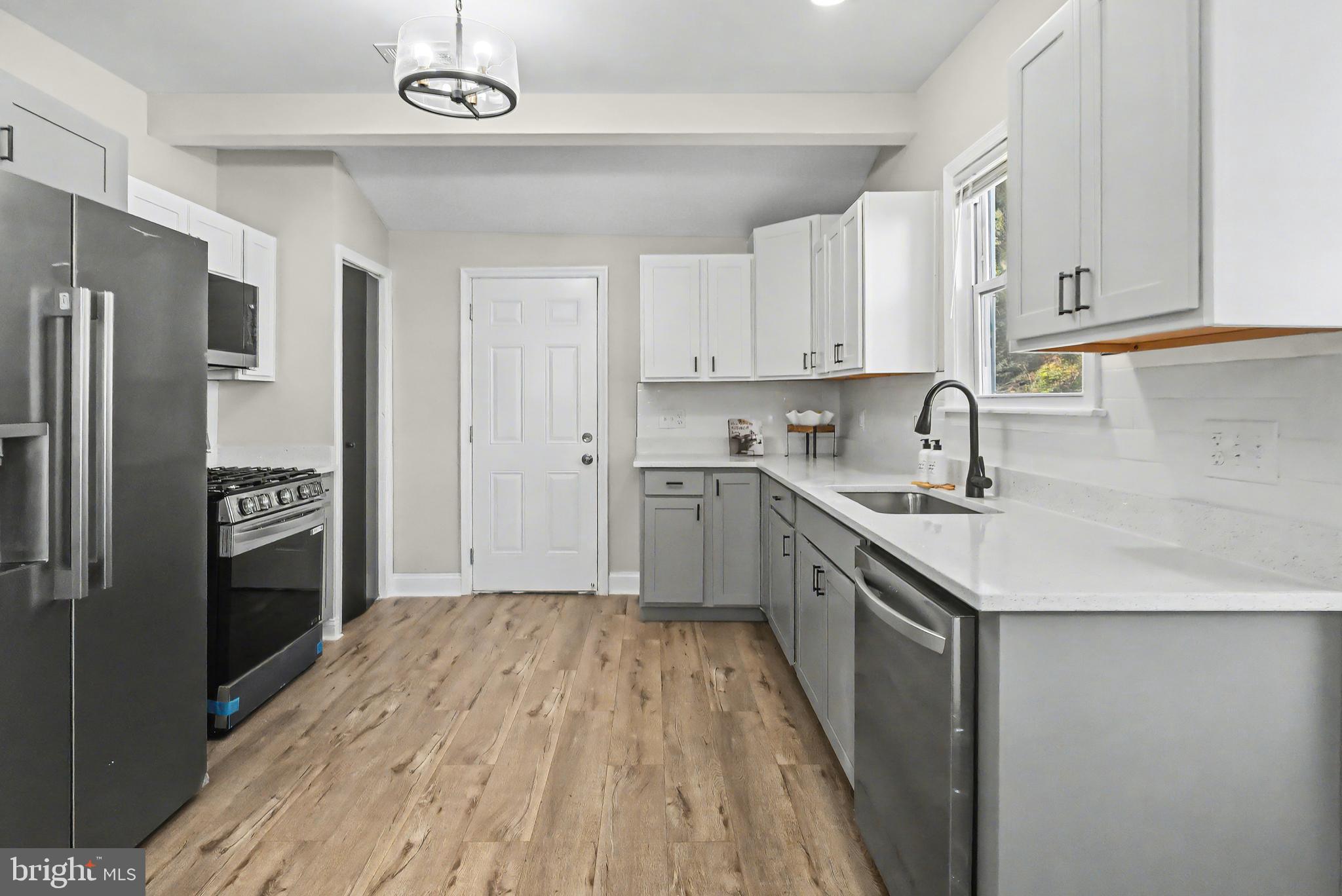 HOWARD PARK - Residential