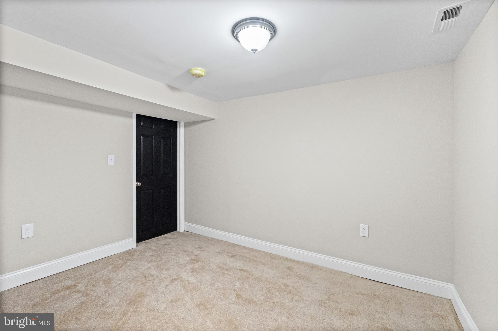 HOWARD PARK - Residential