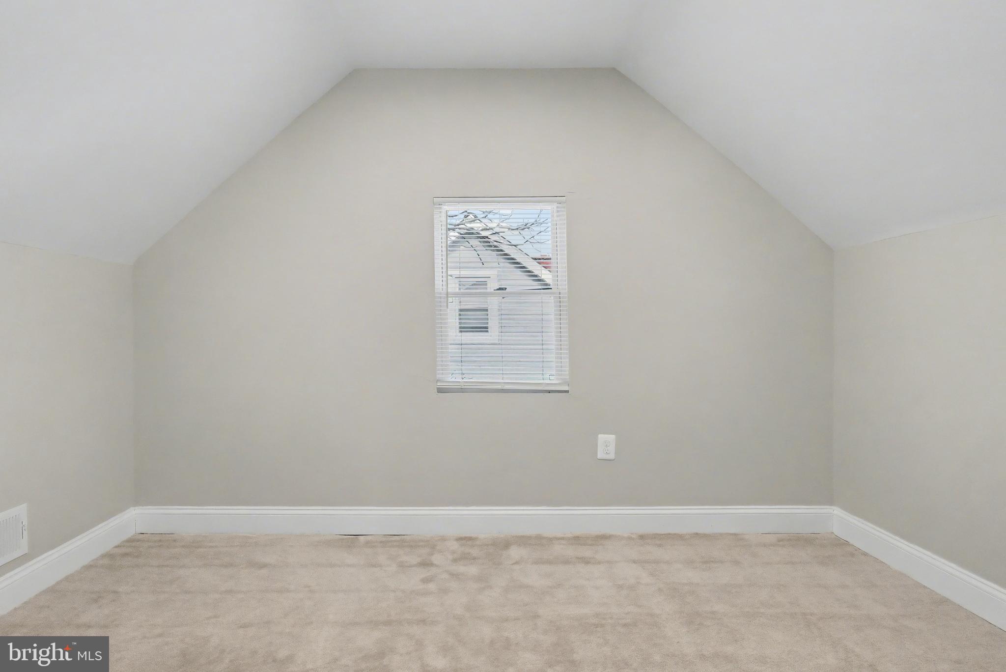 HOWARD PARK - Residential