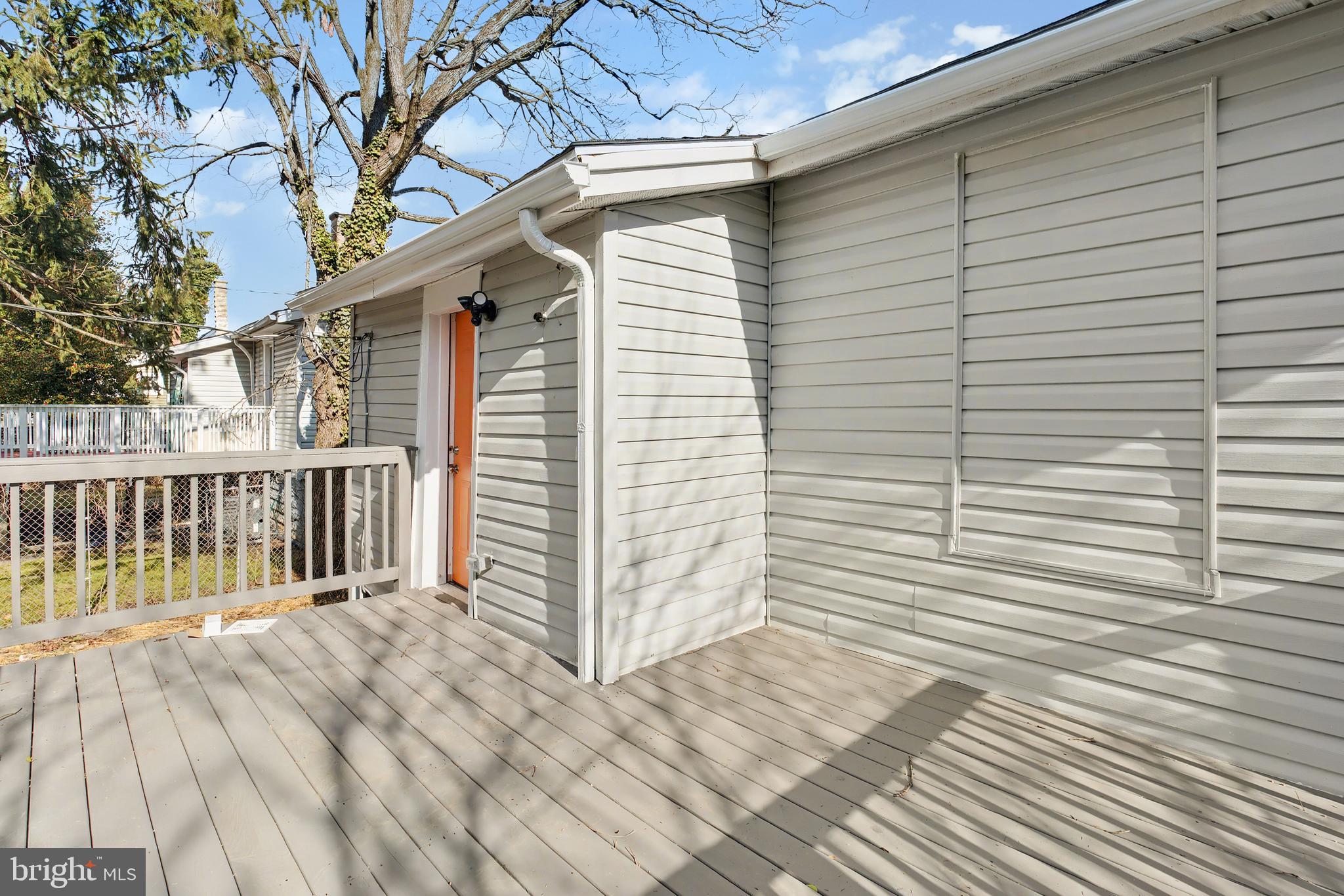 HOWARD PARK - Residential