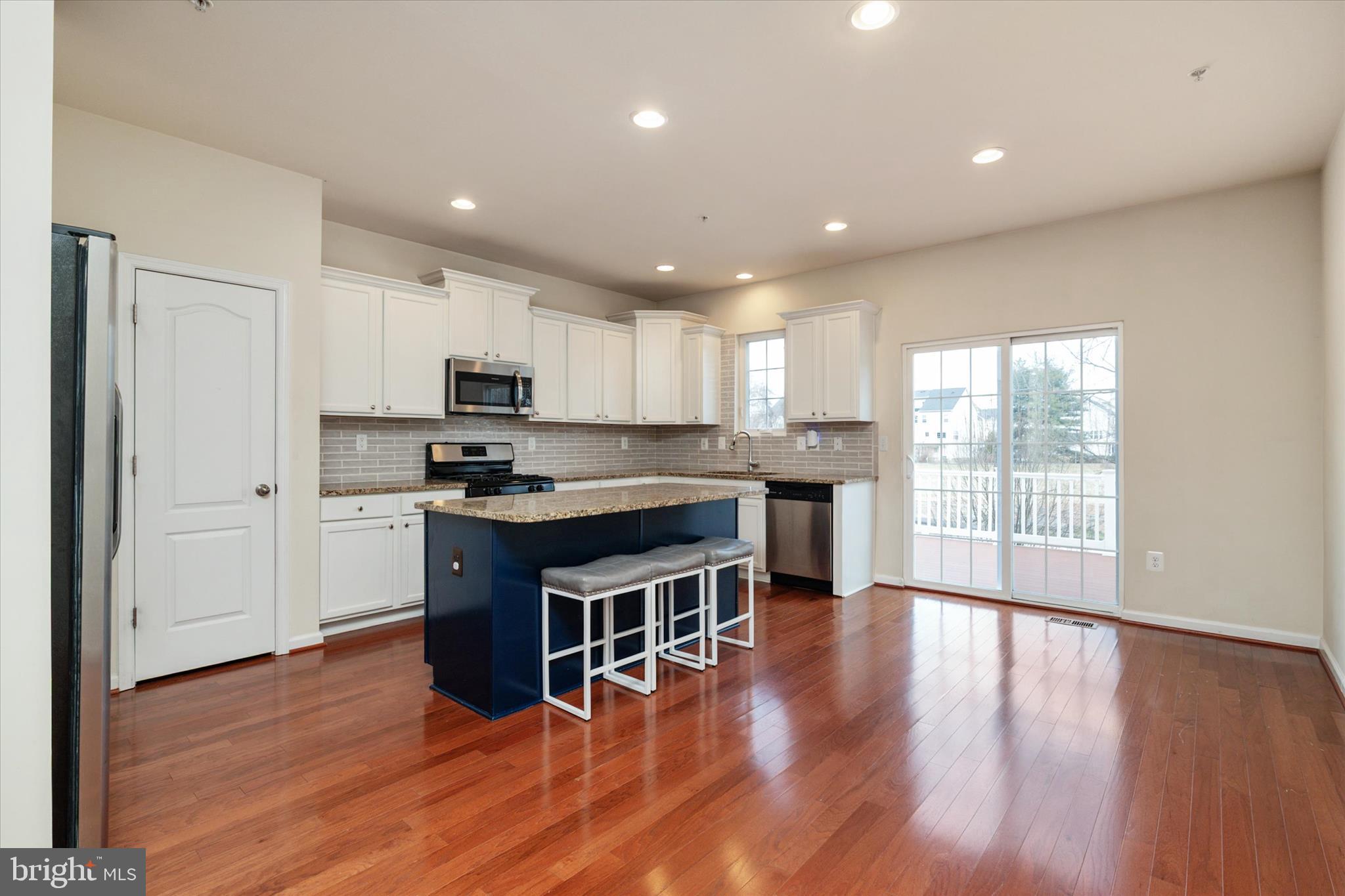 THE POINTE AT TANYARD SPRINGS - Residential