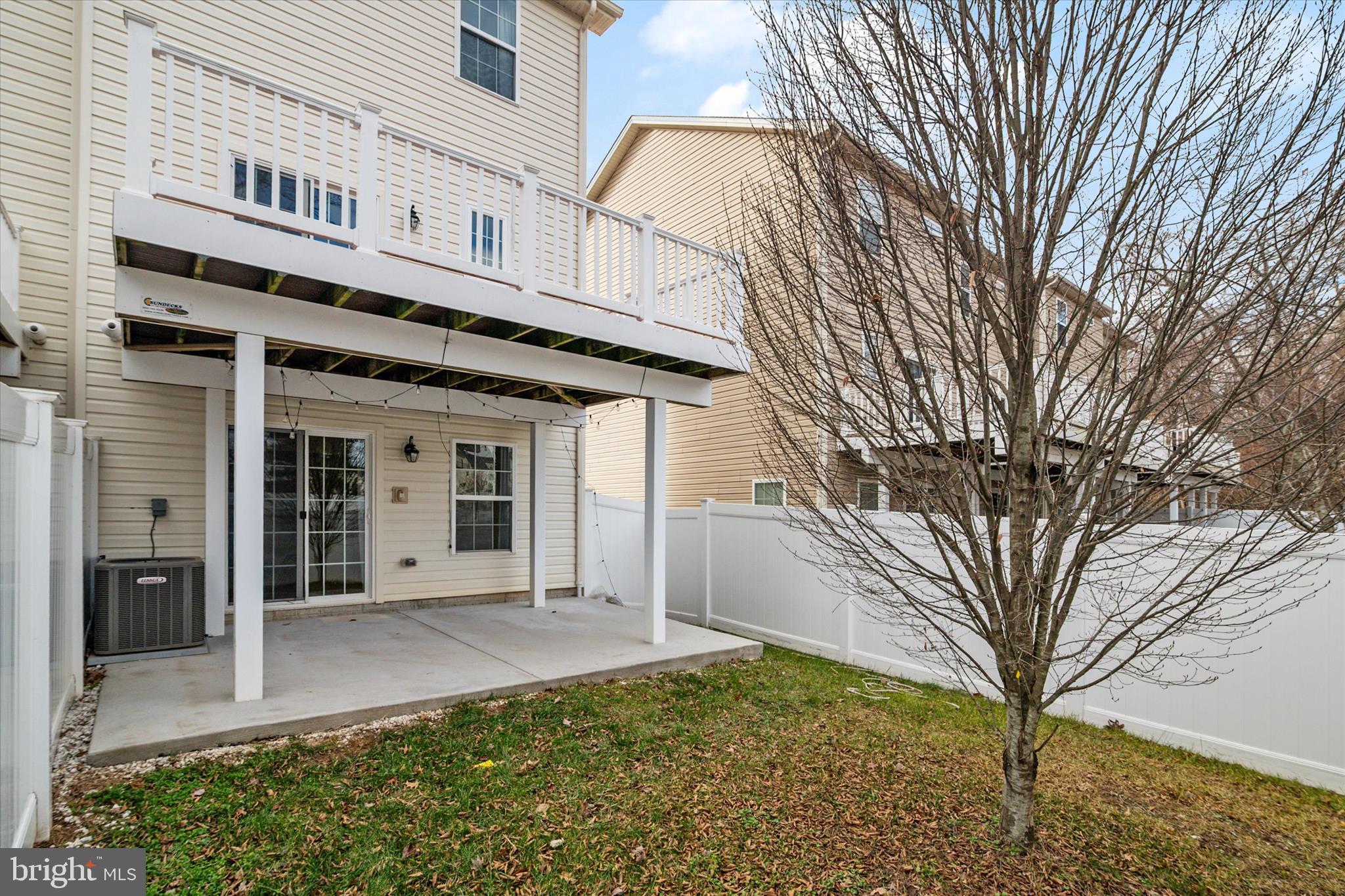 THE POINTE AT TANYARD SPRINGS - Residential