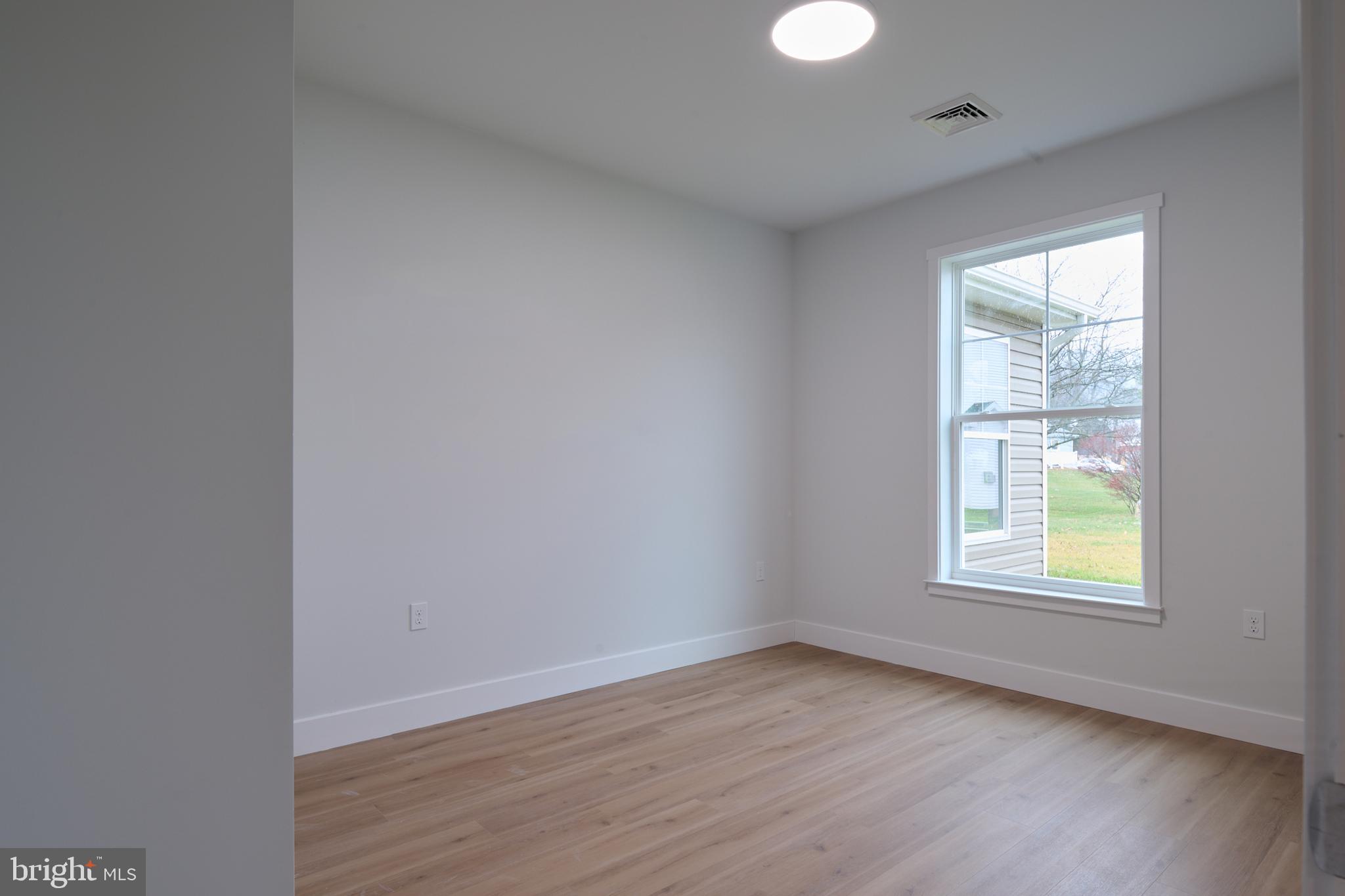 THE HORIZON AT BRUSH VALLEY - Residential