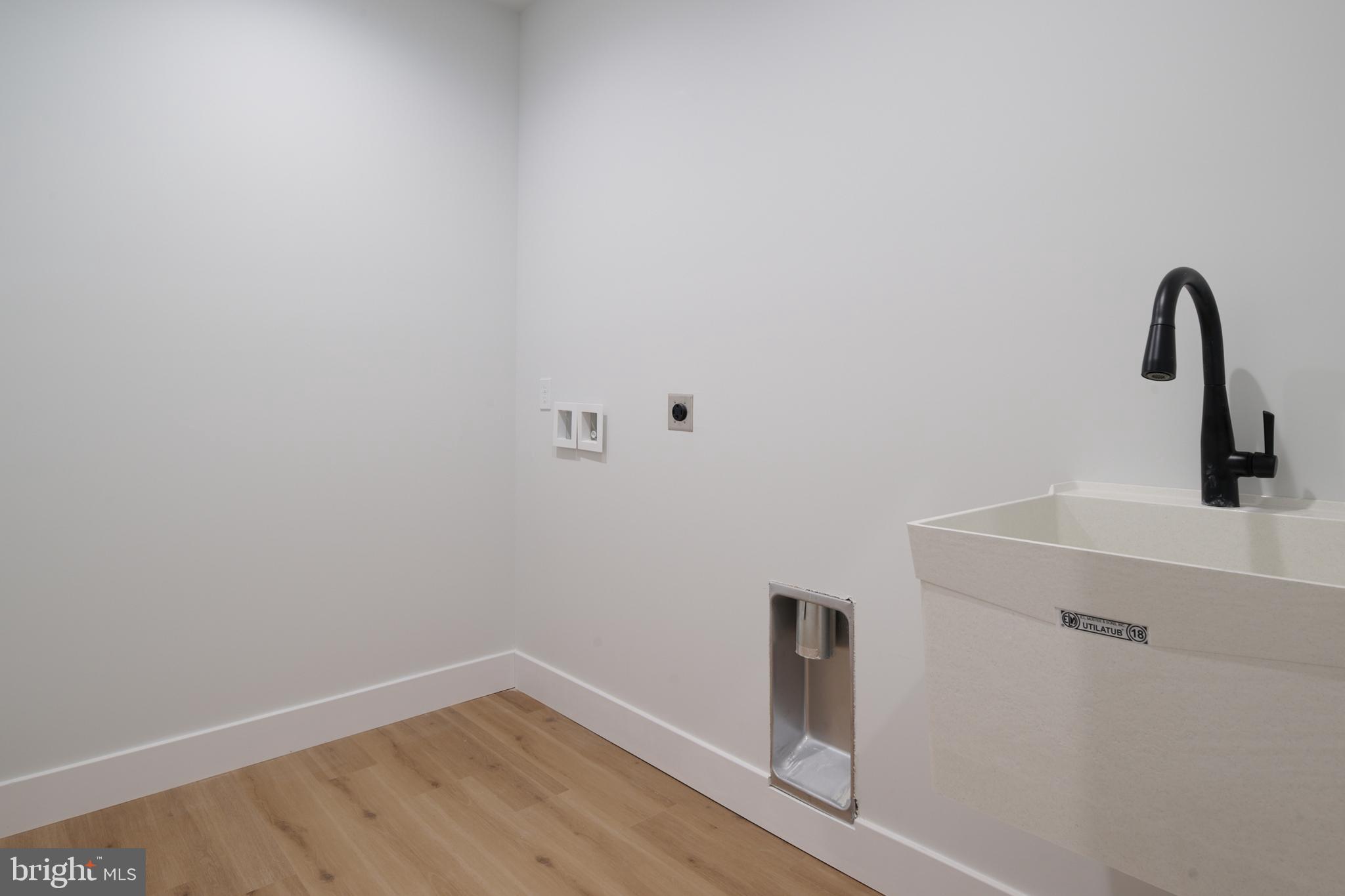 THE HORIZON AT BRUSH VALLEY - Residential