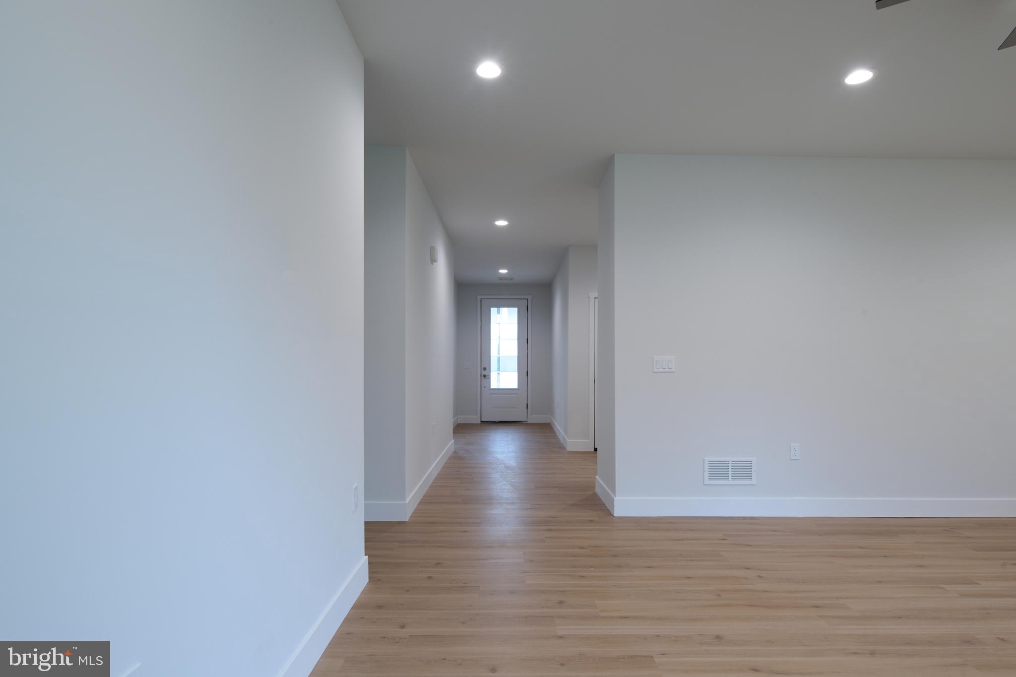 THE HORIZON AT BRUSH VALLEY - Residential