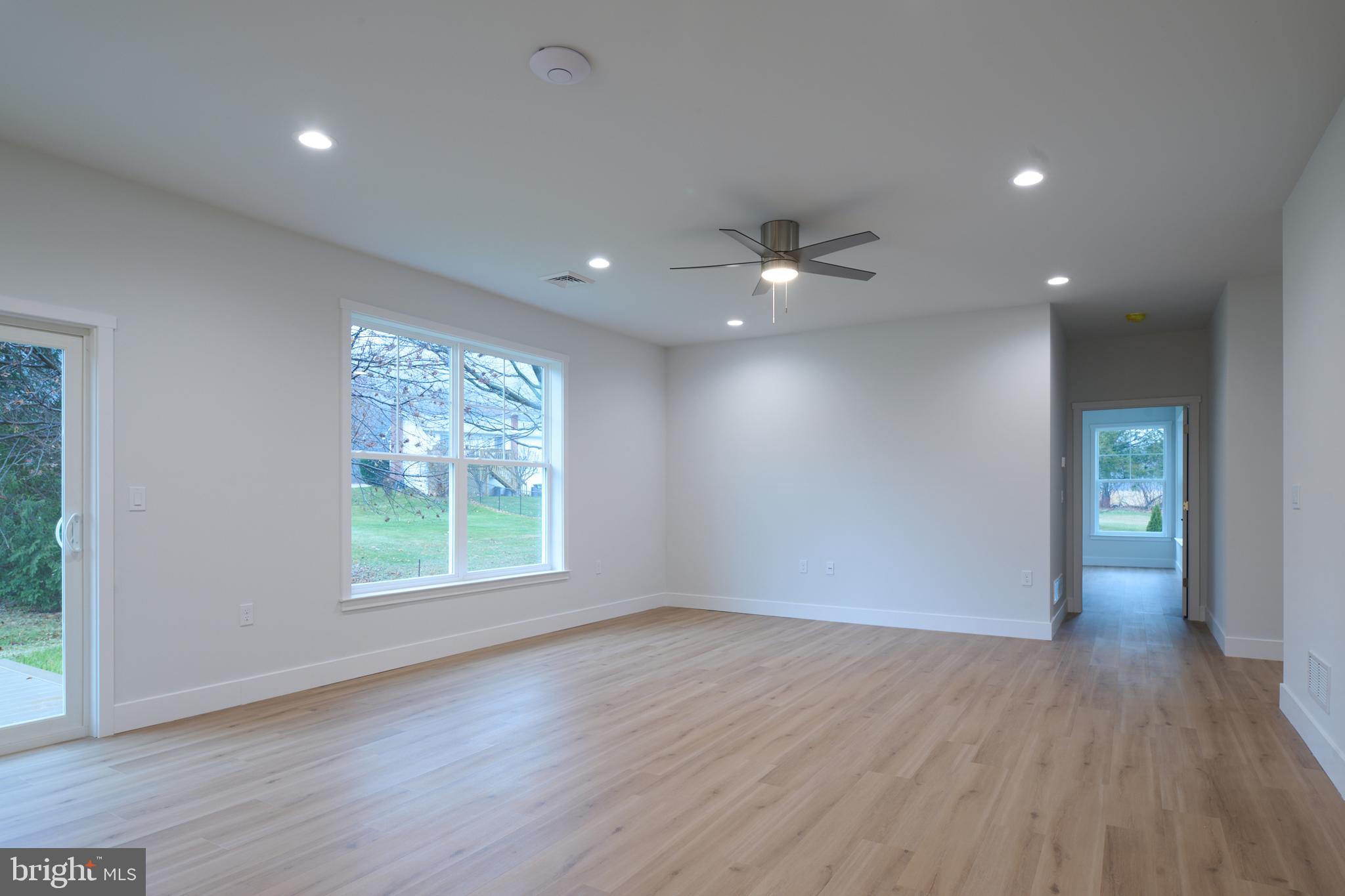 THE HORIZON AT BRUSH VALLEY - Residential