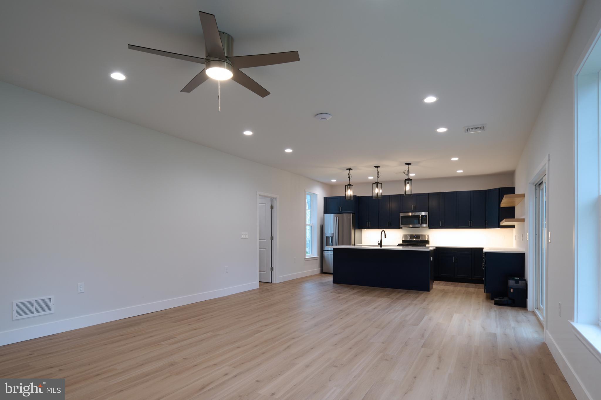 THE HORIZON AT BRUSH VALLEY - Residential