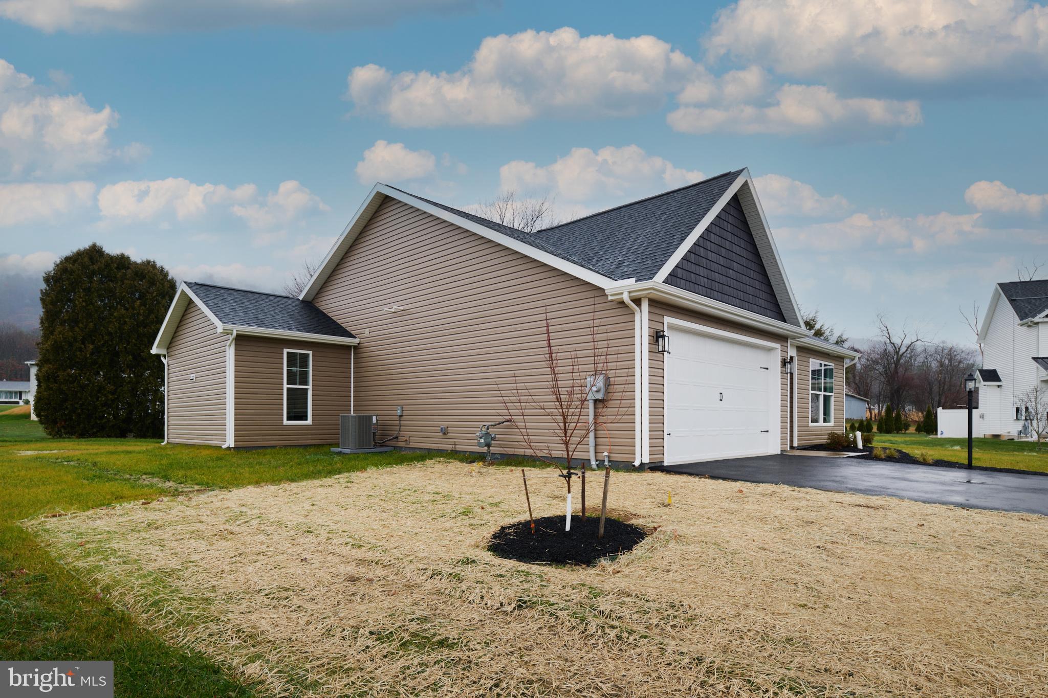THE HORIZON AT BRUSH VALLEY - Residential