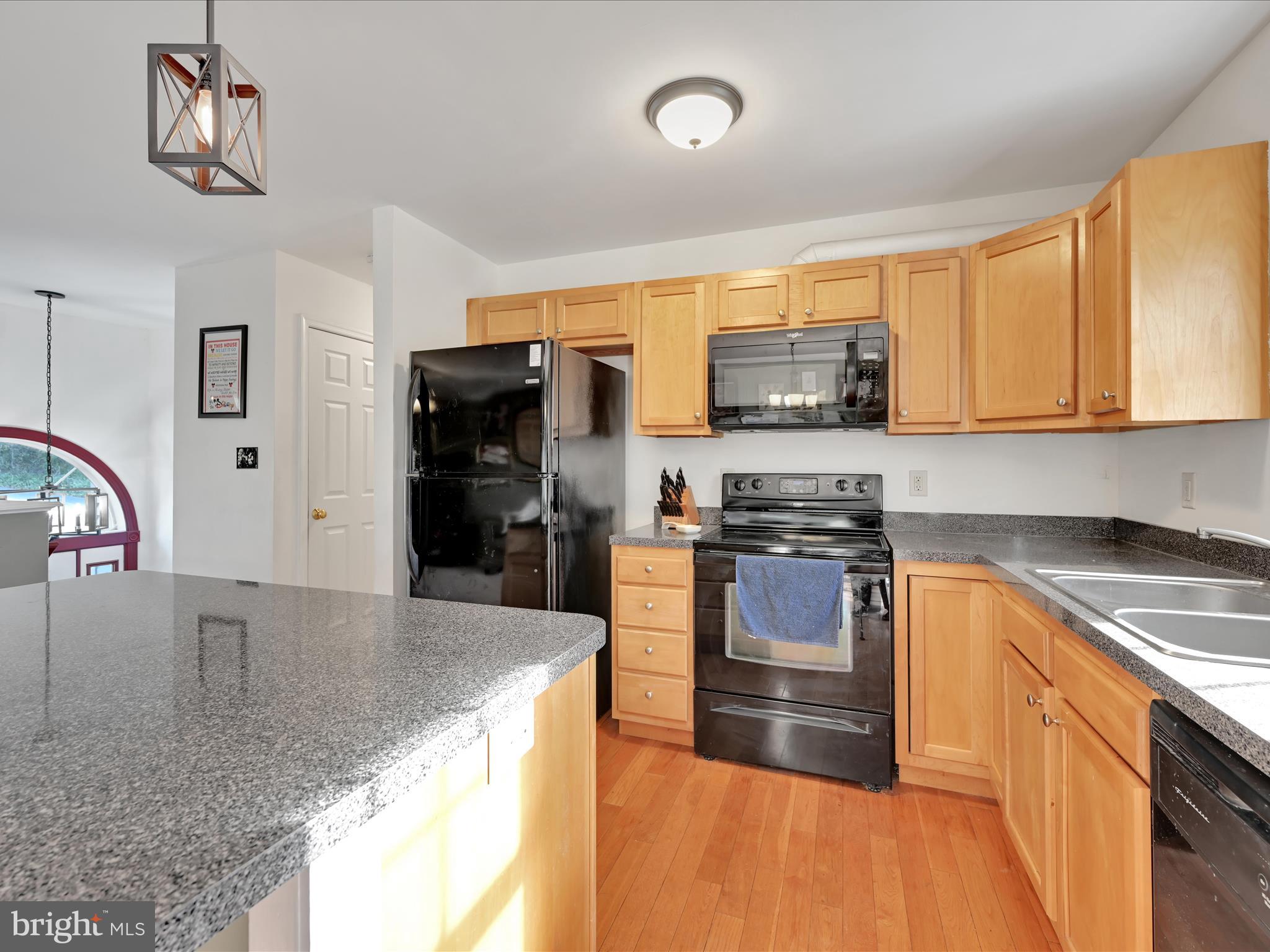 LAKE WYNONAH - Residential