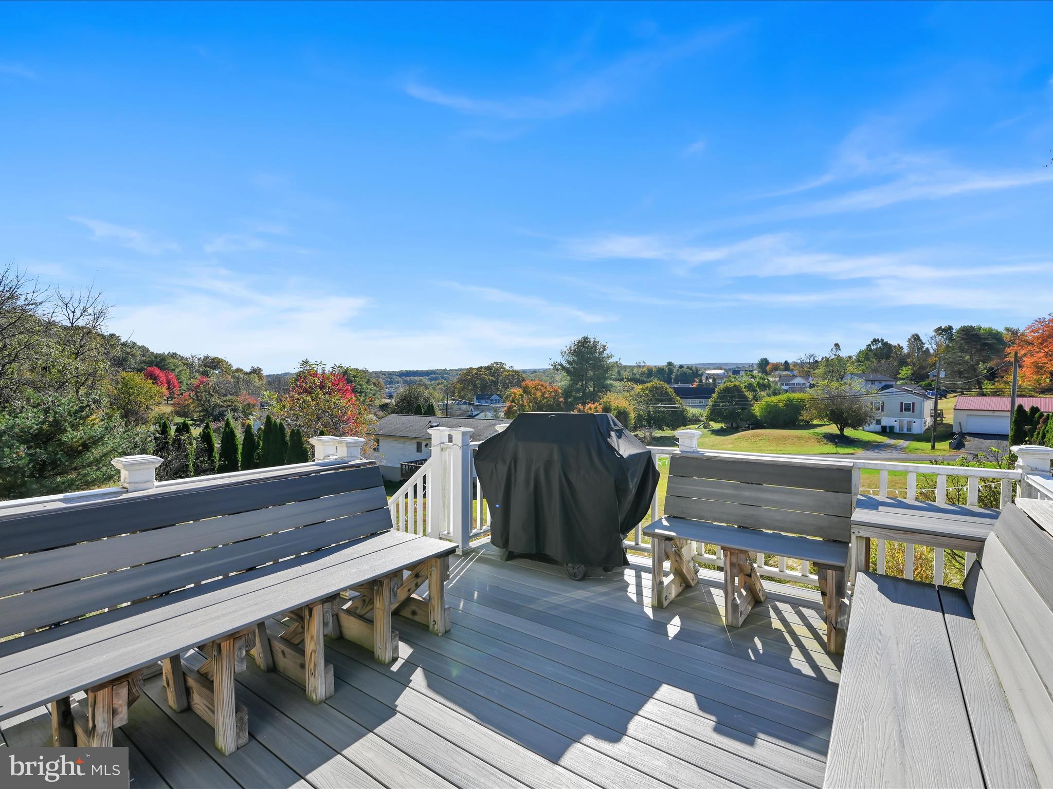 LAKE WYNONAH - Residential