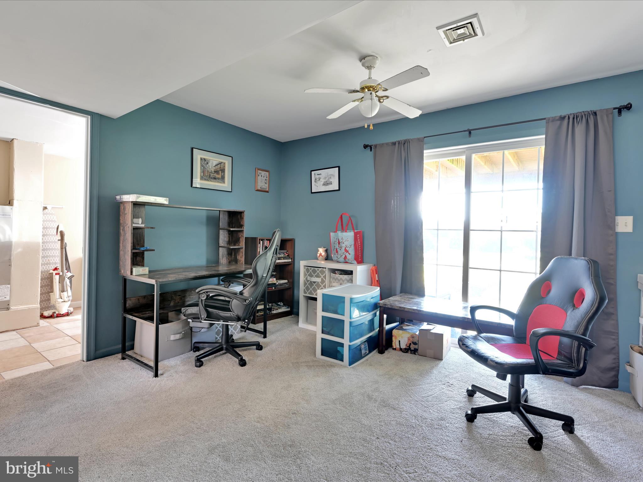 LAKE WYNONAH - Residential