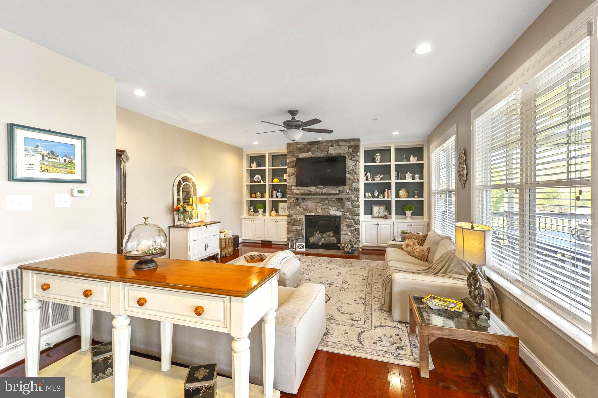 BRIGHTWELL CROSSING - Residential