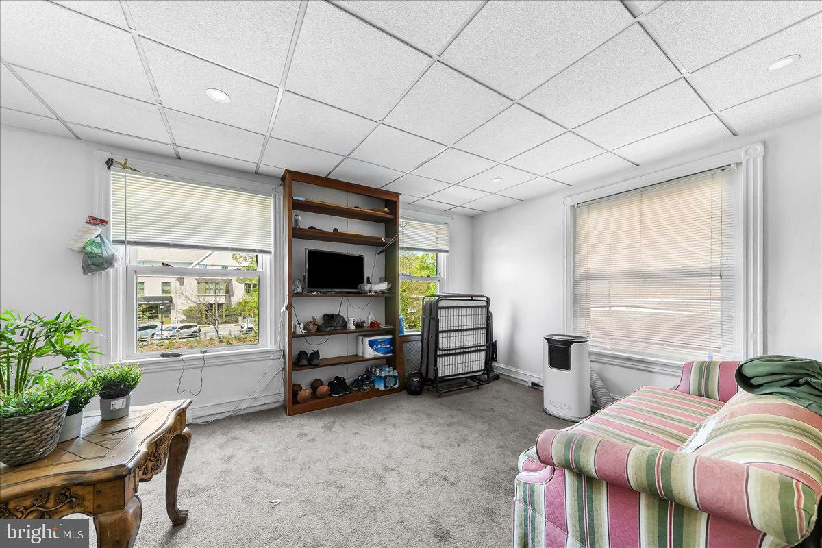 SWARTHMORE - Residential Income