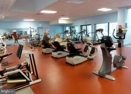 CLIPPER CAY - Residential Lease