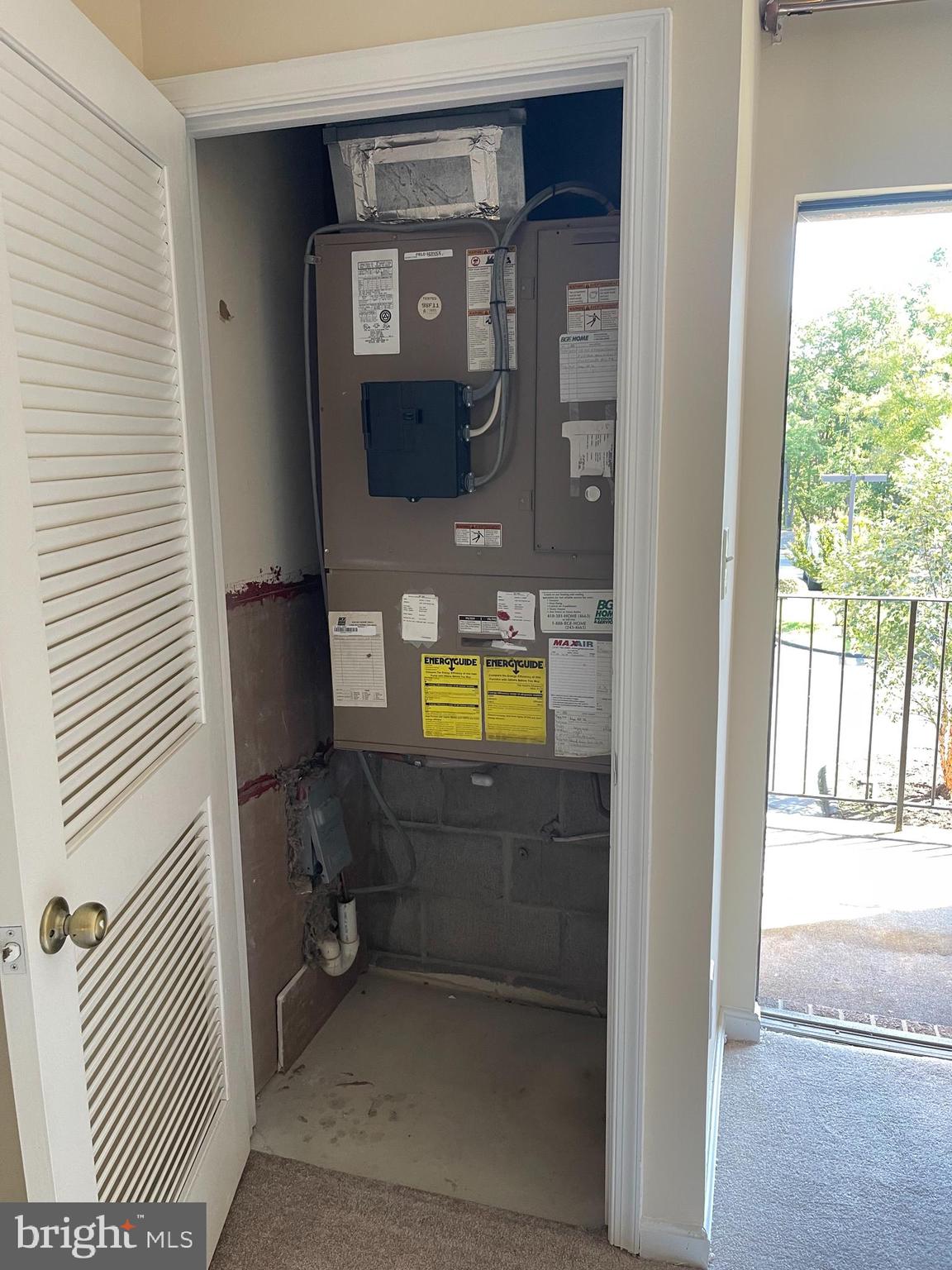 CLIPPER CAY - Residential Lease