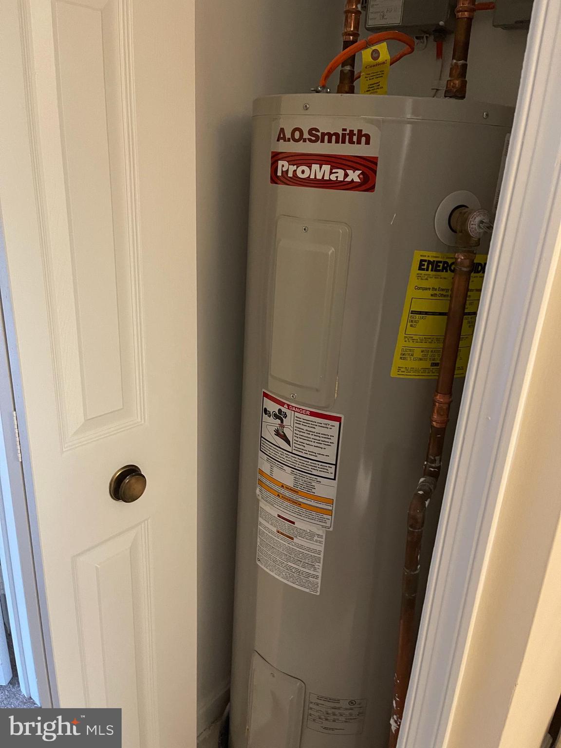 CLIPPER CAY - Residential Lease