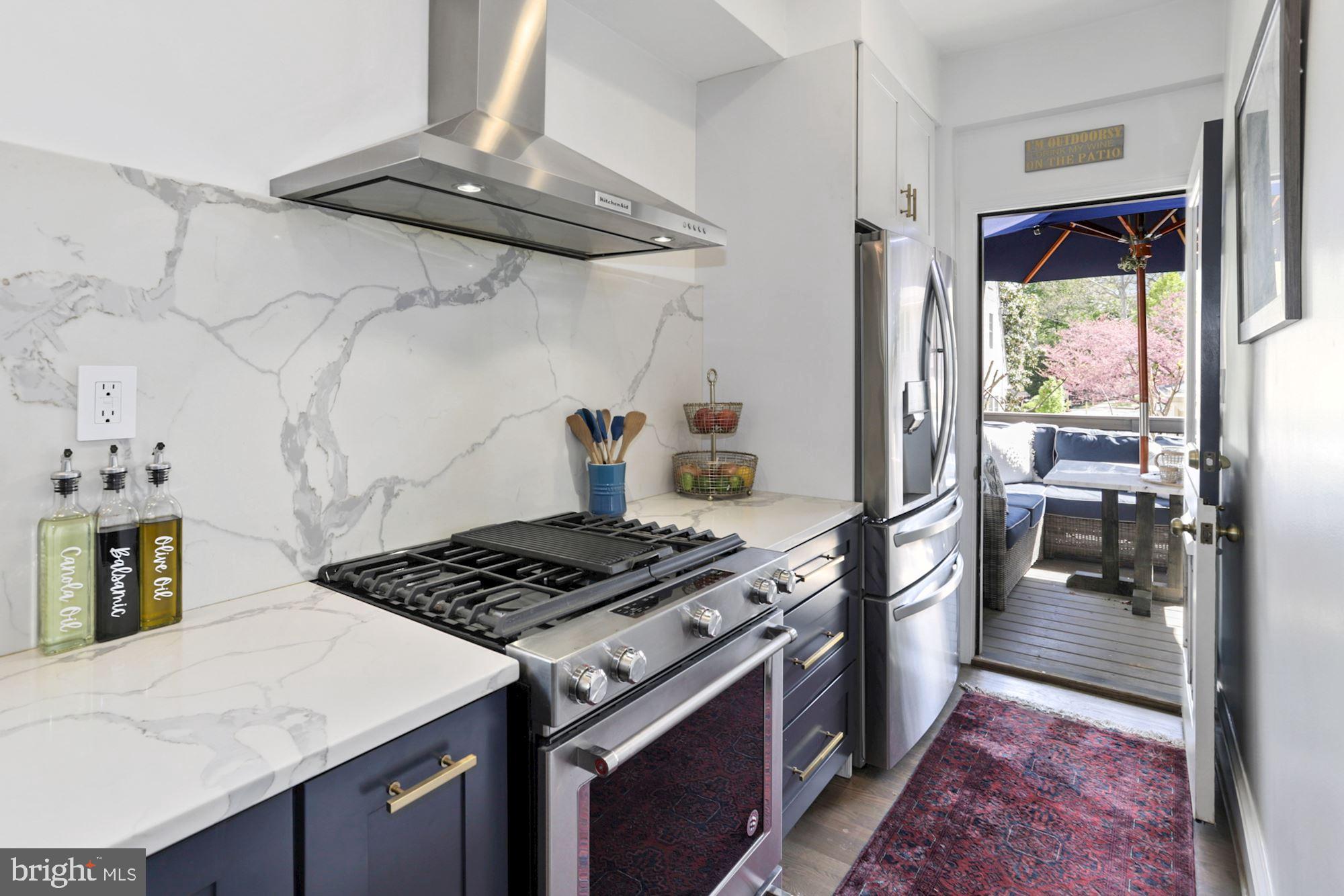 CHEVY CHASE - Residential