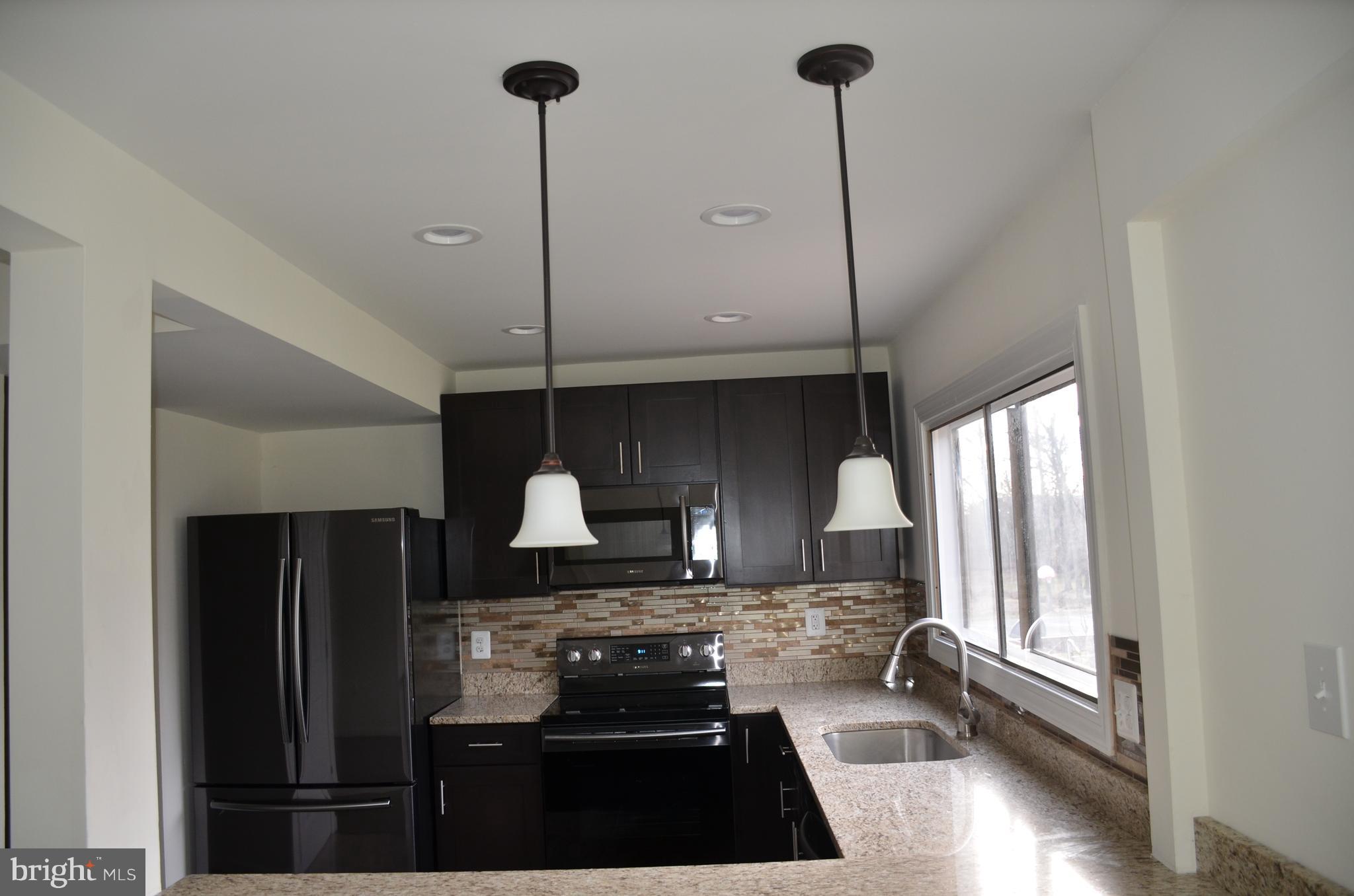 REFLECTION LAKE - Residential