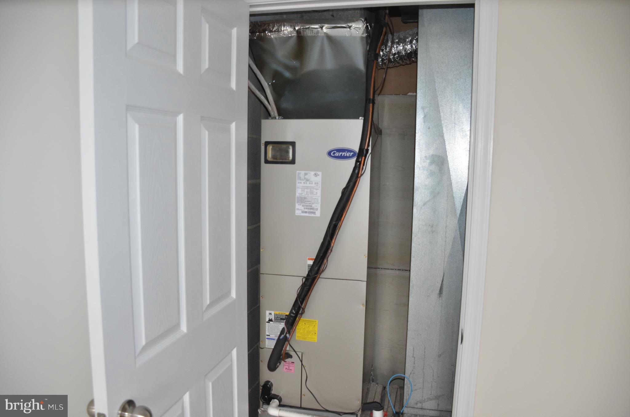 REFLECTION LAKE - Residential