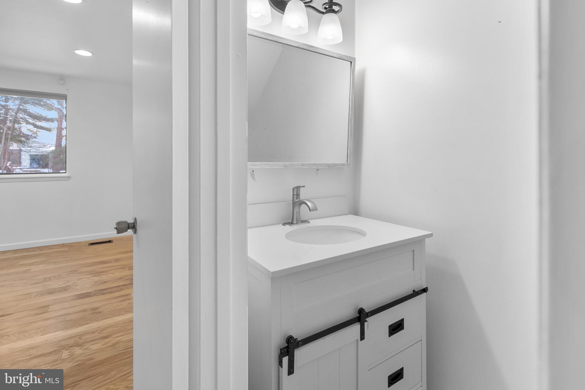 VILLAGE OF OWEN BROWN - Residential