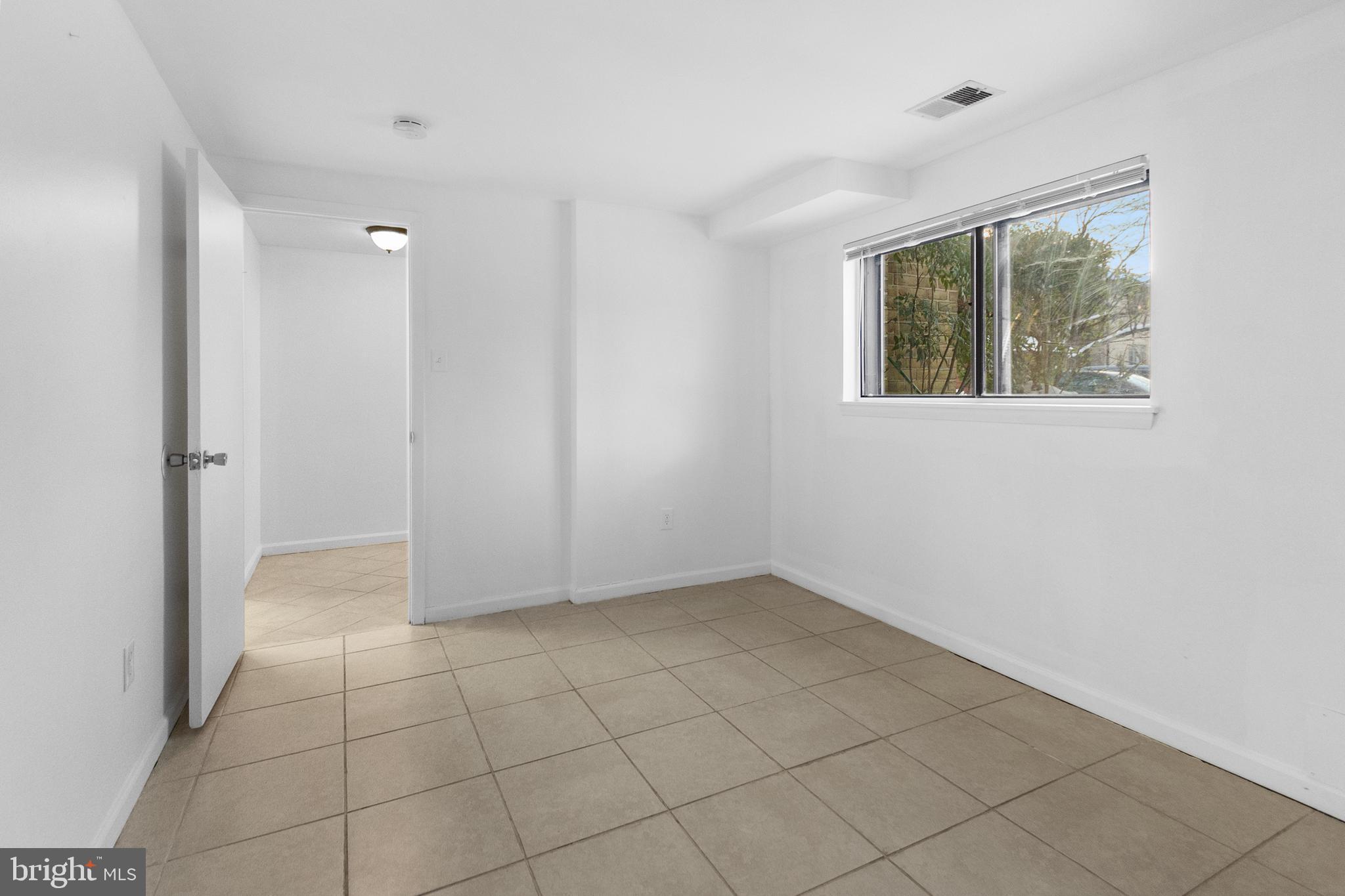 VILLAGE OF OWEN BROWN - Residential