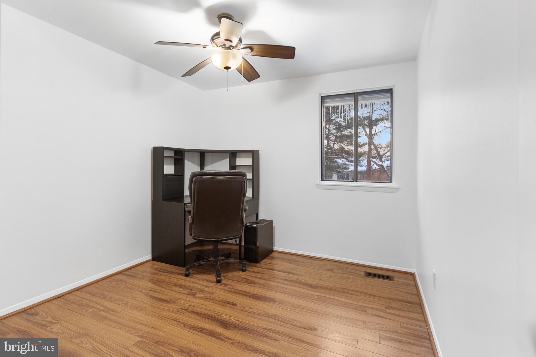 VILLAGE OF OWEN BROWN - Residential