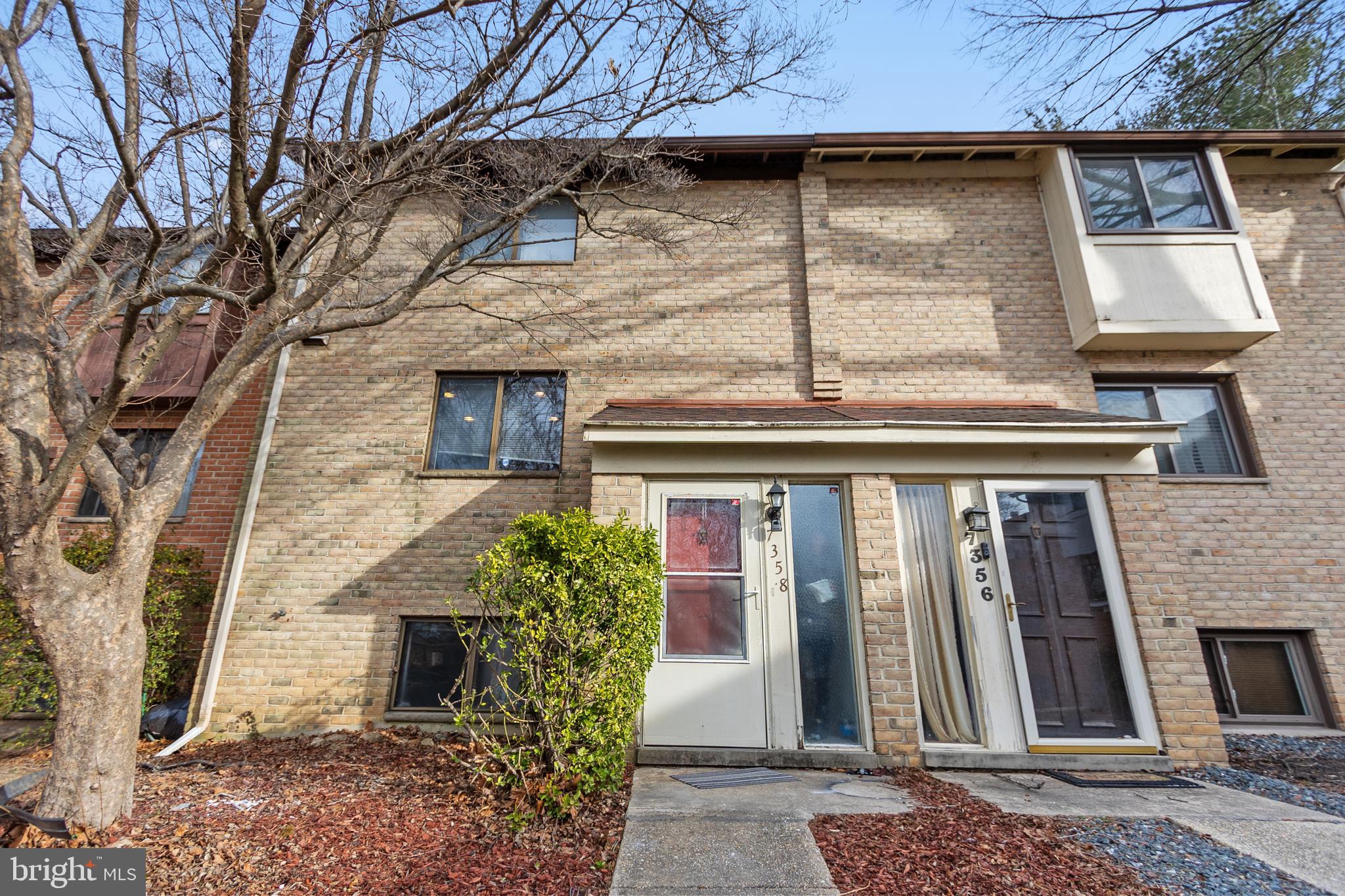 7358 KERRY HILL COURT