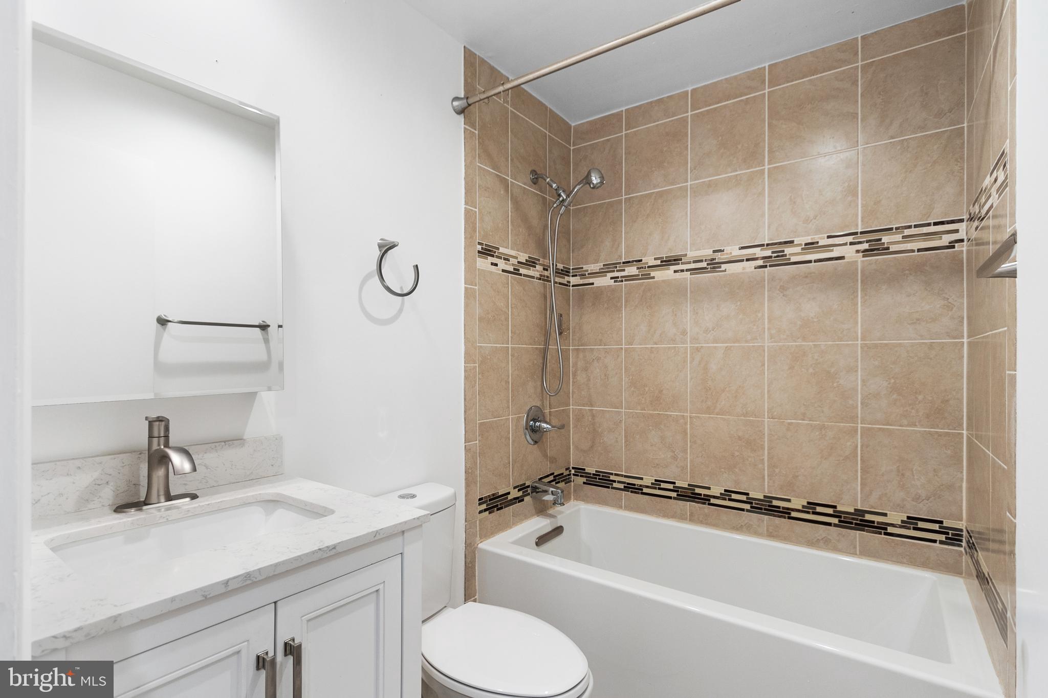 VILLAGE OF OWEN BROWN - Residential