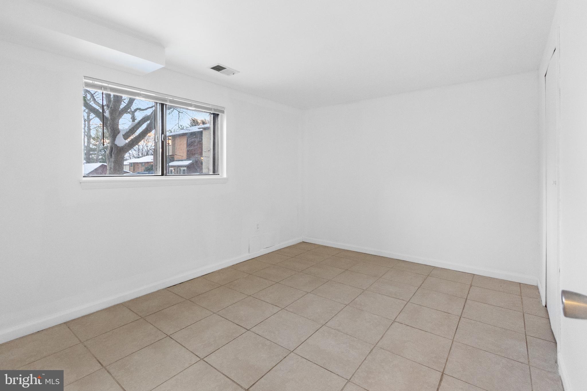 VILLAGE OF OWEN BROWN - Residential