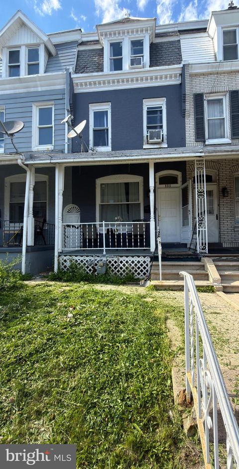 Townhouse For Sale - 111 Oley Street<br/> READING, PA 19601