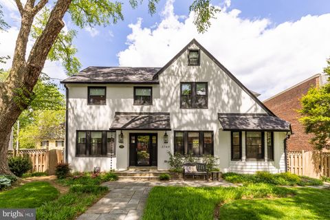 3749 JOCELYN STREET NW WASHINGTON DC 20015