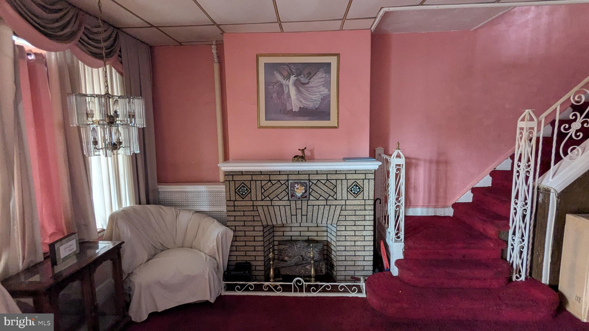 PHILADELPHIA (WEST) - Residential