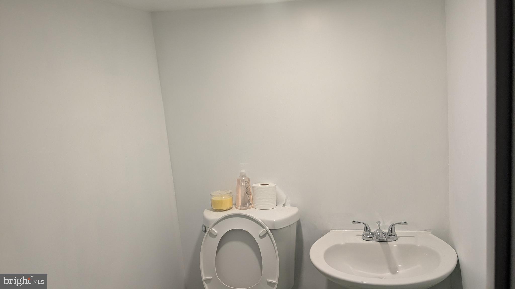 PHILADELPHIA (WEST) - Residential