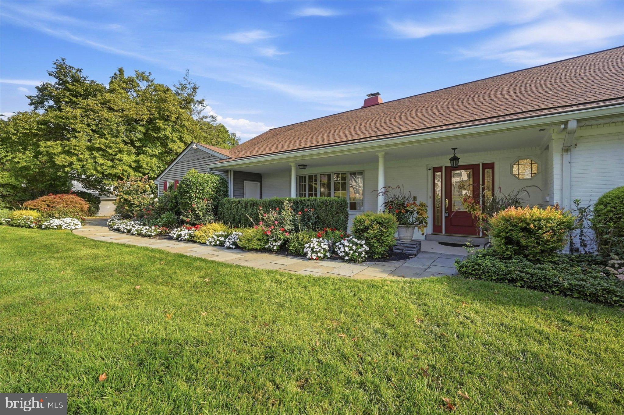 2224 N STONE RIDGE LANE