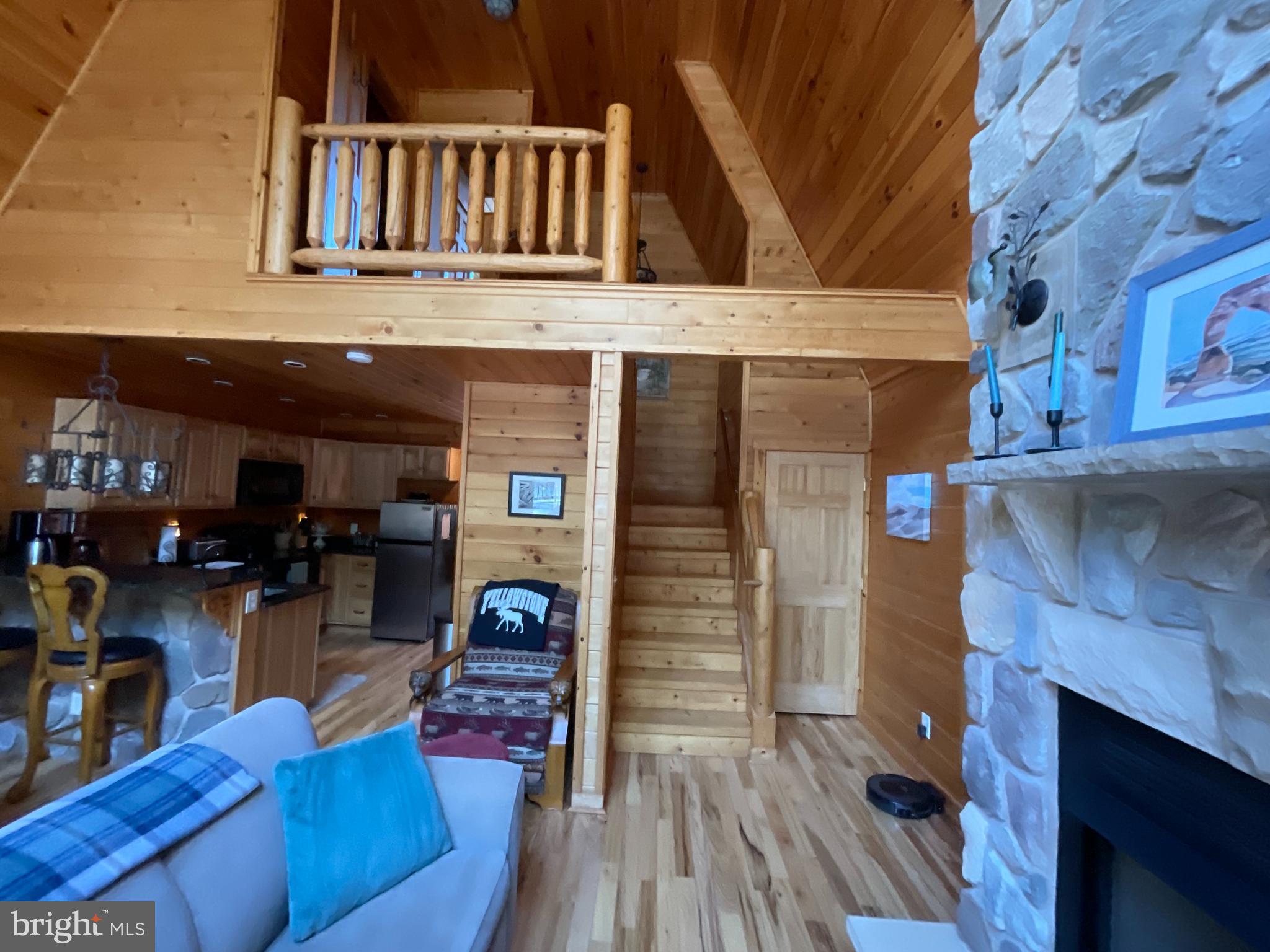 BLUFFS OF THE POTOMAC - Residential