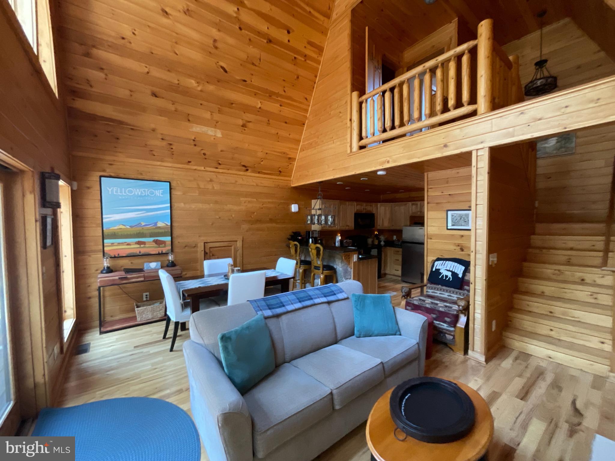 BLUFFS OF THE POTOMAC - Residential