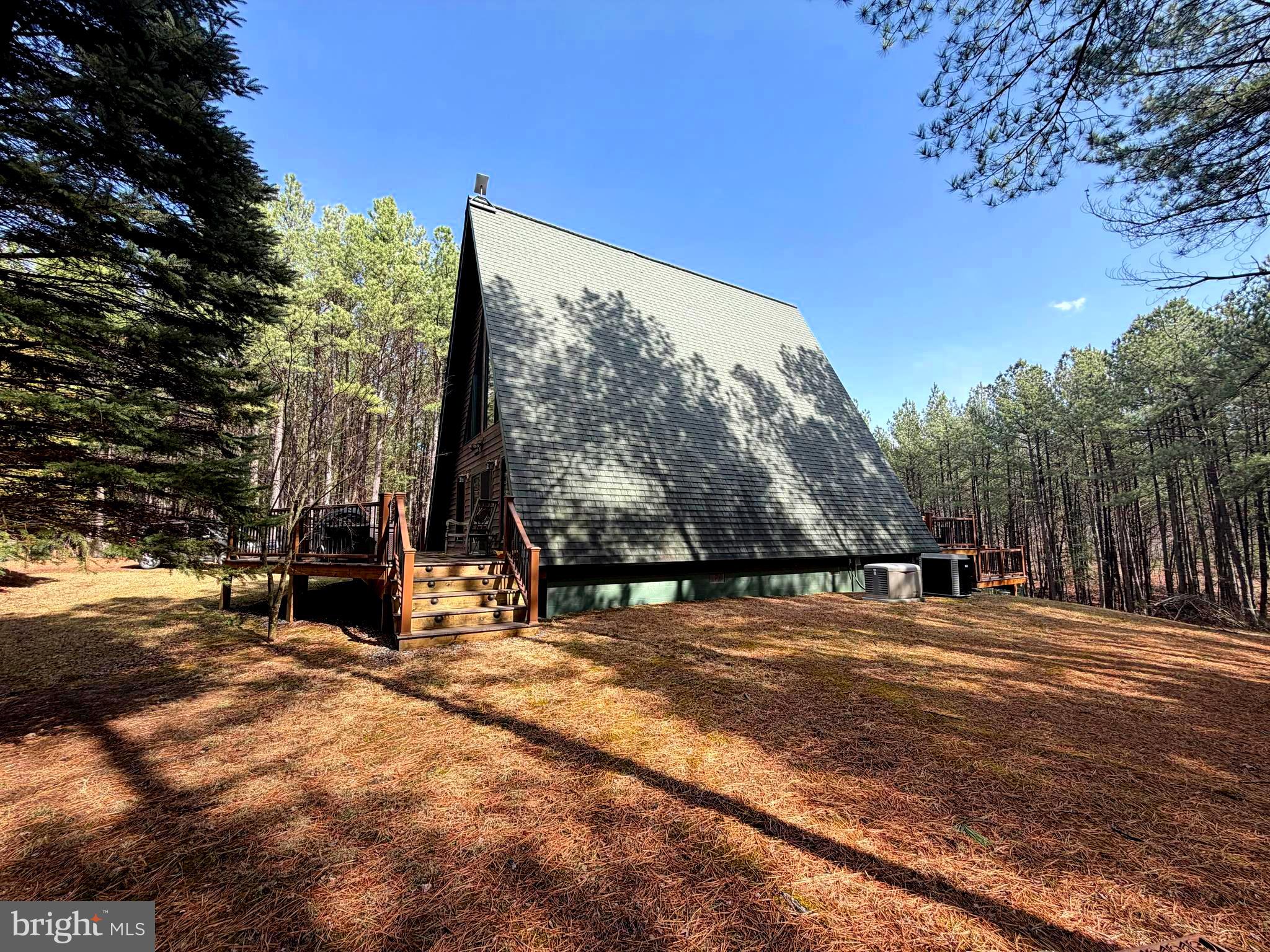 BLUFFS OF THE POTOMAC - Residential